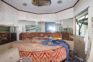 Abandoned Love Hotel Don Quixote Guest Room with Rotating Bed