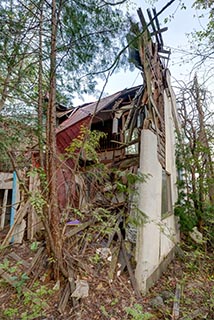 Abandoned Love Hotel Don Quixote Collapsing Cottage