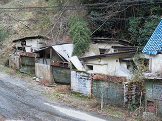 Motel Sun River, an abandoned love hotel in Kyoto Prefecture