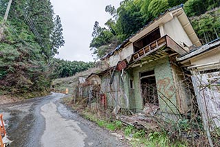 Motel Sun River, an abandoned love hotel in Kyoto Prefecture