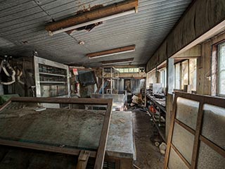 Ruined kitchen of Ōeikaku Ryokan