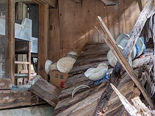 Ruined kitchen of Ōeikaku Ryokan