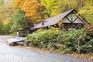 Abandoned Oirasekeiryu Onsen Hotel Restaurant