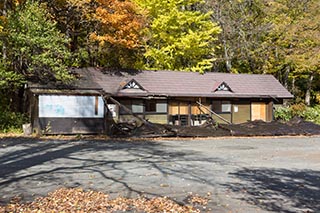 Abandoned Oirasekeiryu Onsen Hotel Restaurant