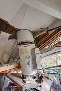 Abandoned Oirasekeiryu Onsen Hotel Collasping Annex