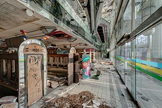 Abandoned Pachinko Parlour Emerald Interior