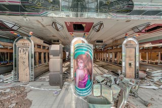 Abandoned Pachinko Parlour Emerald Interior