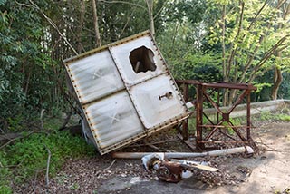 Queen Château Soapland Fallen Roof Water Tank