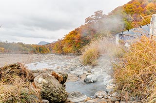 Steaming Hot Spring at Abandoned Shin-Hato no Yu Onsen