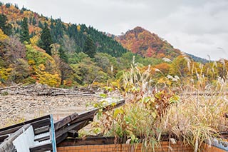 Abandoned Shin-Hato no Yu Onsen Collapsing Bathhouse