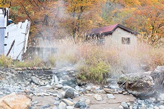 Steaming Hot Spring at Abandoned Shin-Hato no Yu Onsen