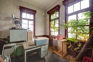 Abandoned Tamura Iron Manufacturing Office