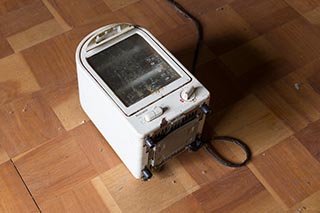 Toaster Oven in Abandoned Minshuku