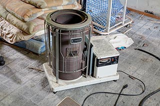 Oil Heater in Abandoned Minshuku