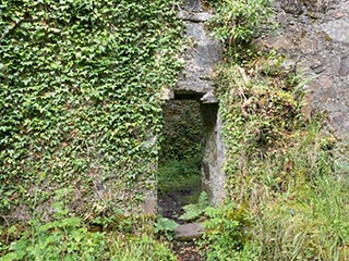 entrance to tower from courtyard