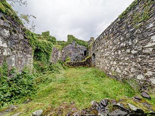 great hall of Innis Chonnel Castle