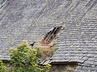 sagging slate roof