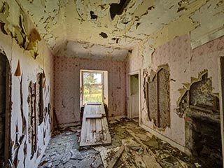 downstairs room in abandoned house